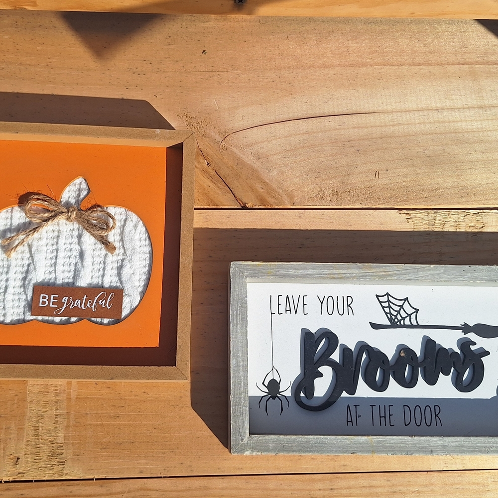 Halloween Wall Decor Set with